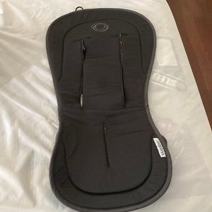 Bugaboo seat liner in gray